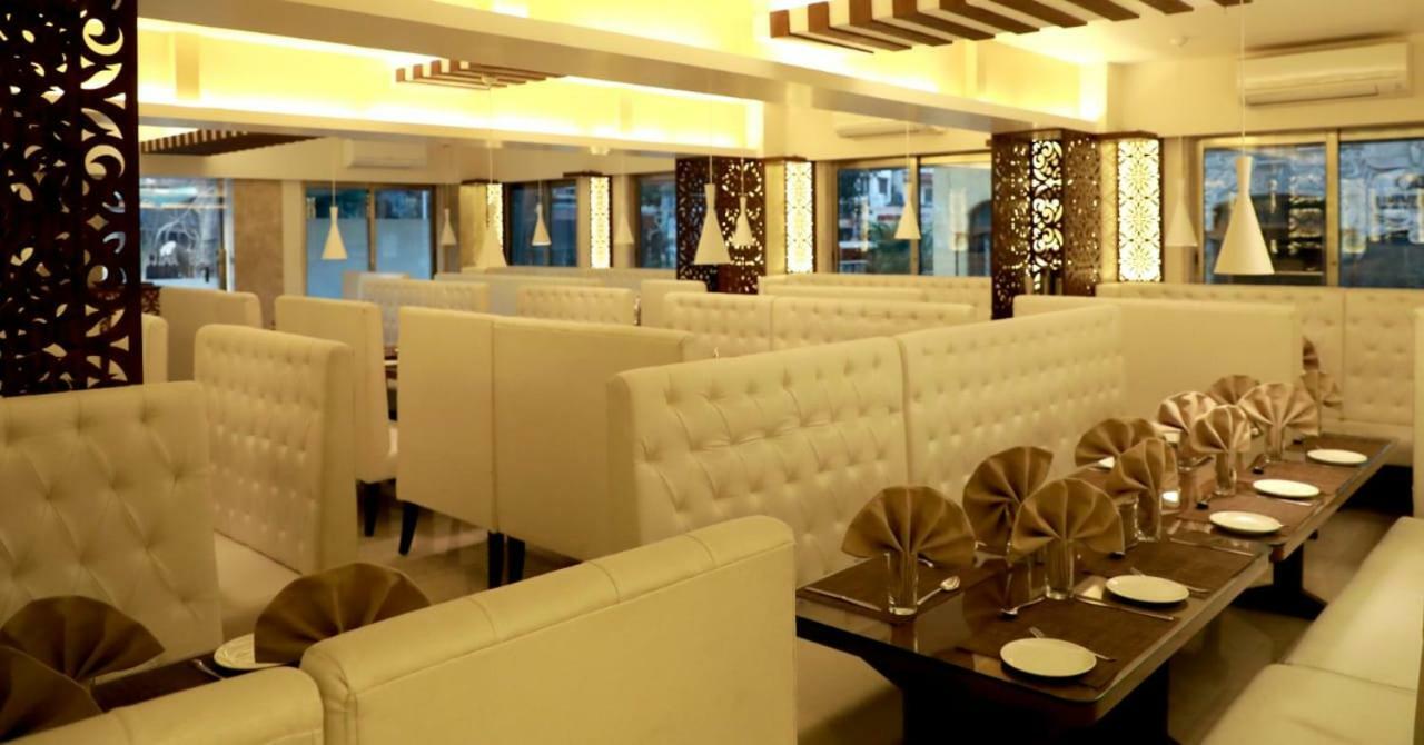 Hotel Lords, Fort Mumbai Exteriör bild