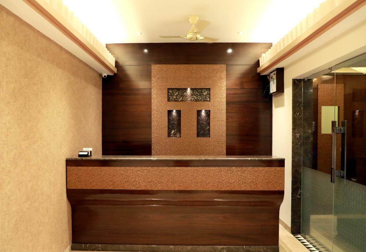 Hotel Lords, Fort Mumbai Exteriör bild